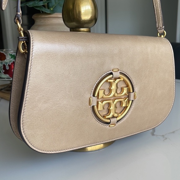 Tory Burch Miller Glazed Leather Clutch - Picture 13 of 16